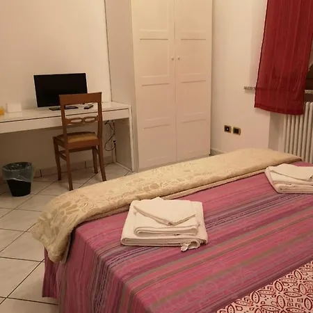 Sul Confine Pensión 4*